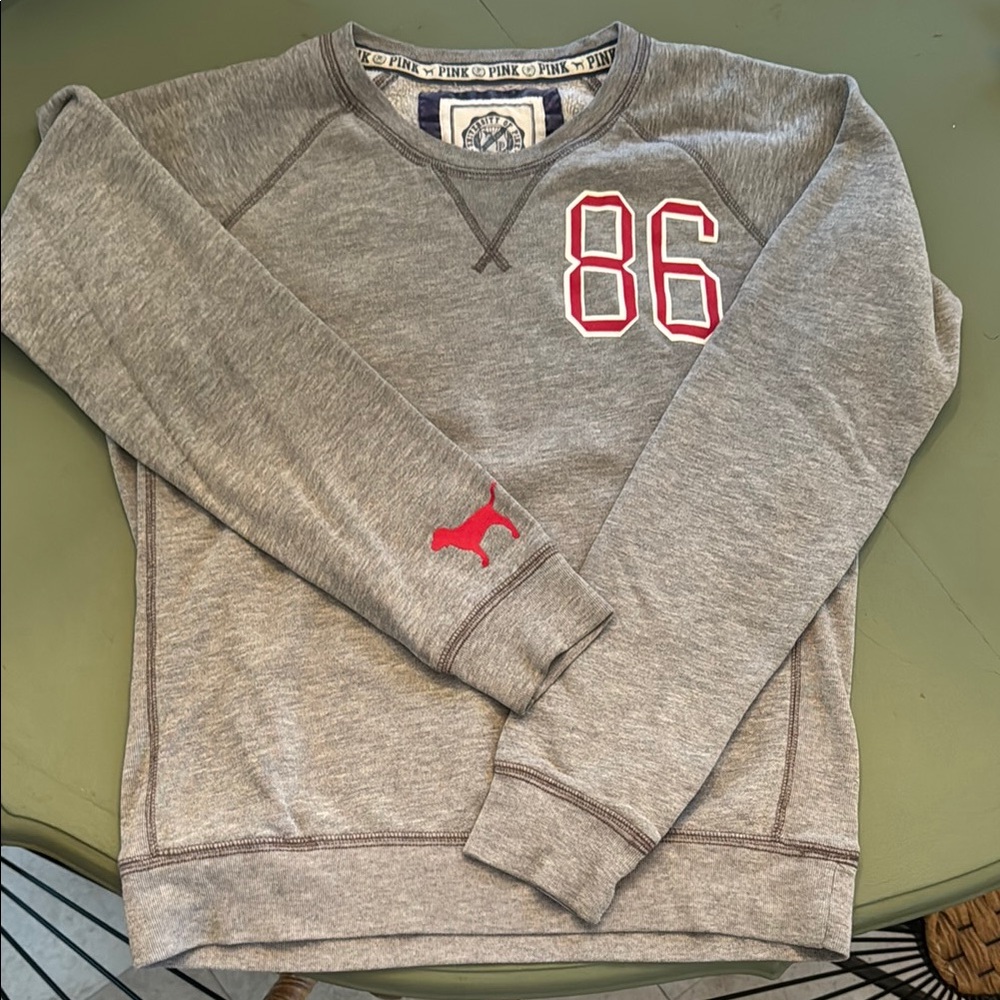 VINTAGE - PINK Victoria's Secret Gray and Red Crewneck Sweater
